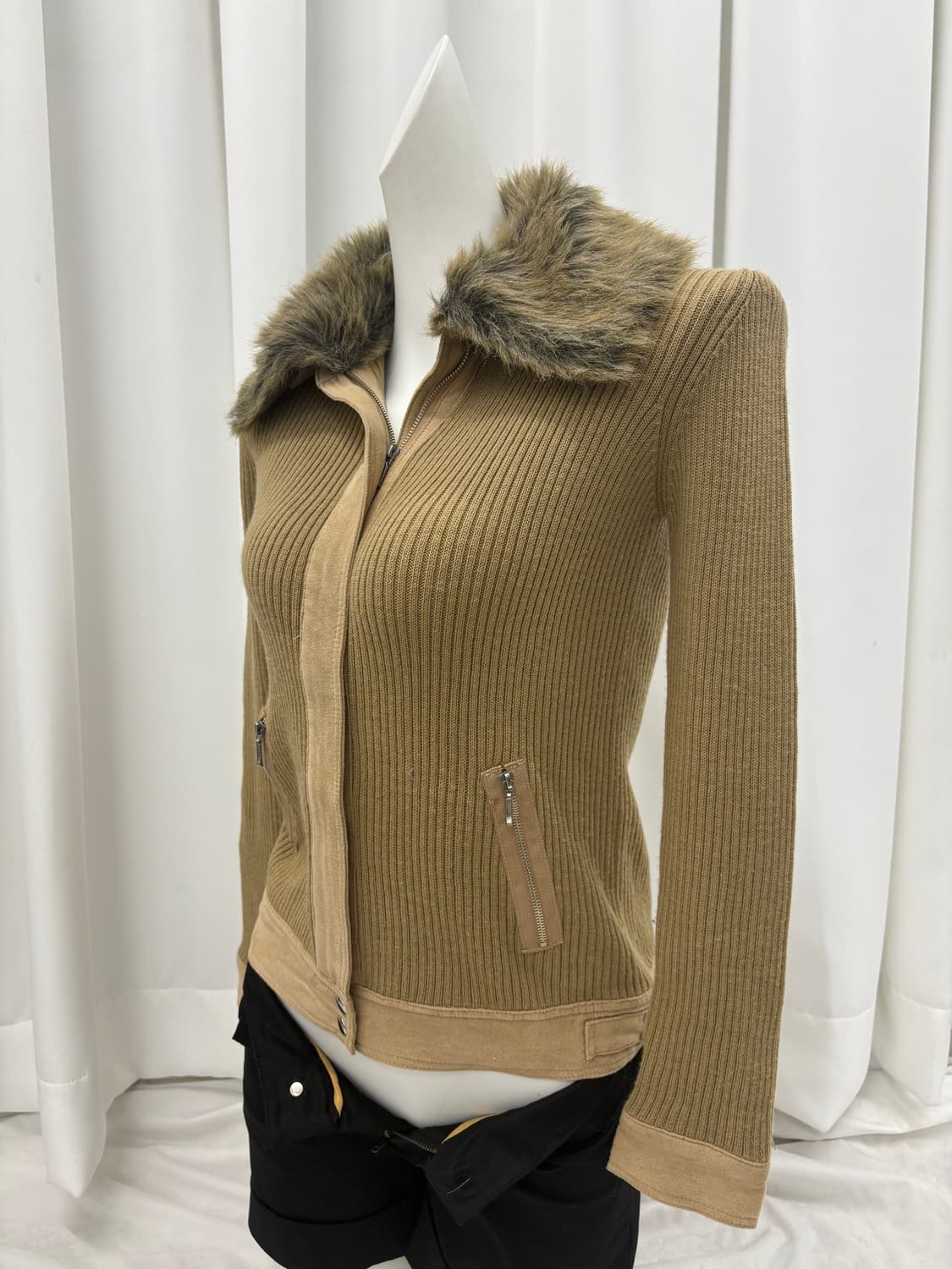 퍼니트 집업 상품이미지6