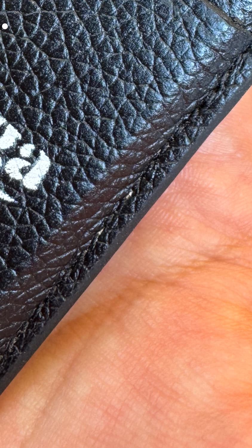 발렌시아가 웨이브로고 맥세이프 지갑 상품이미지6