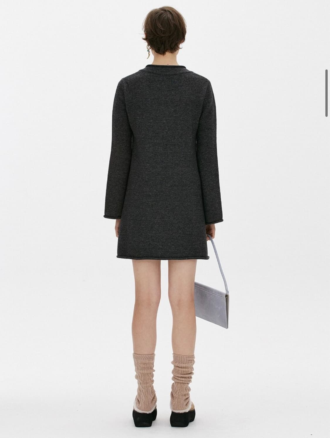 더오픈프로덕트 레이스업 브이넥 니트 원피스 상품이미지3