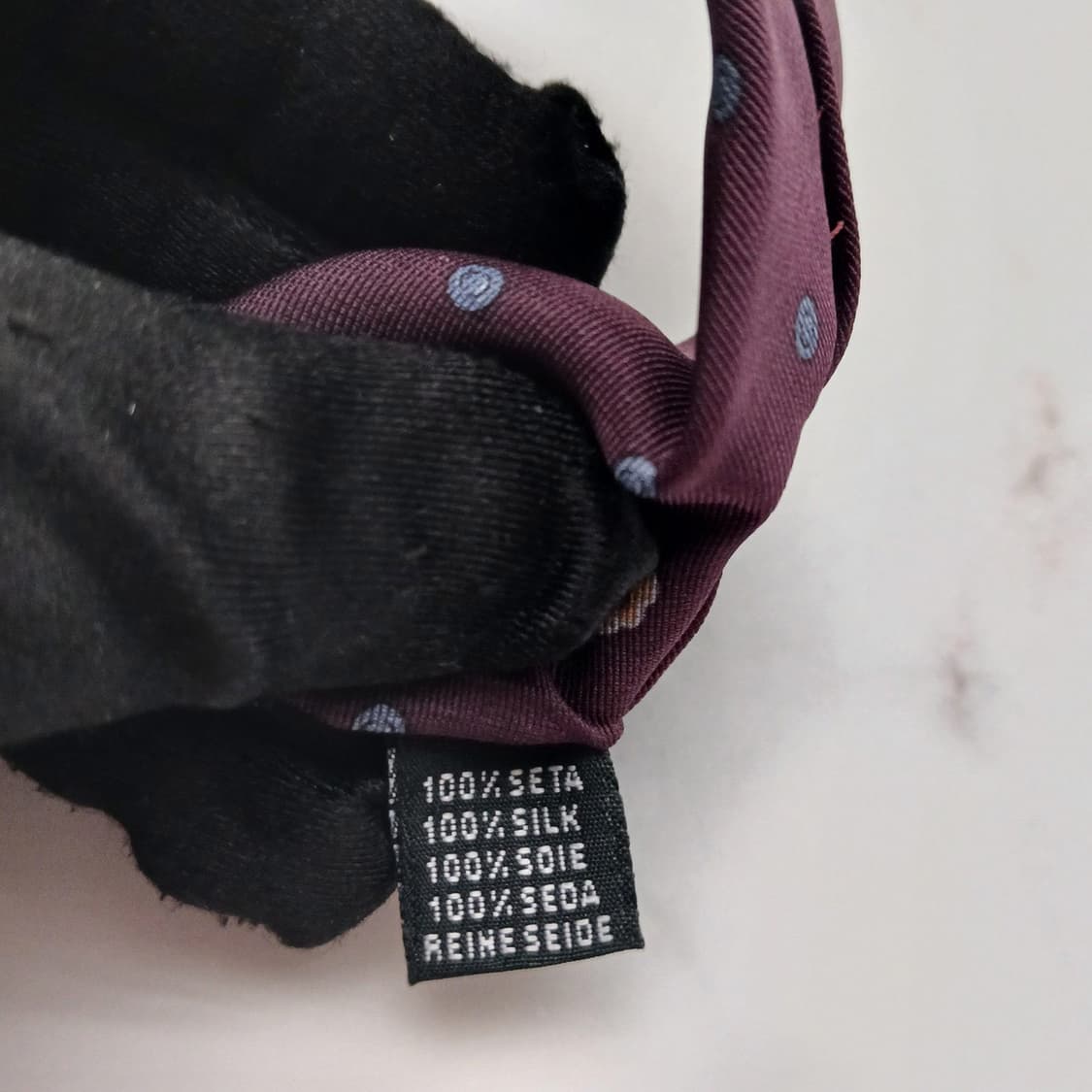 듀퐁 실크 다크 퍼플 도트 넥타이 9.2cm A+등급 A18711
 상품이미지8