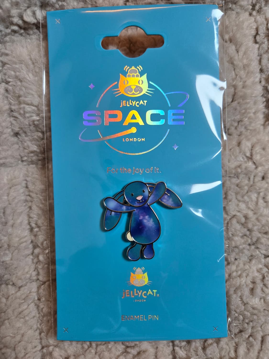 젤리캣 조디홉 버니 에나멜 핀 상품이미지1