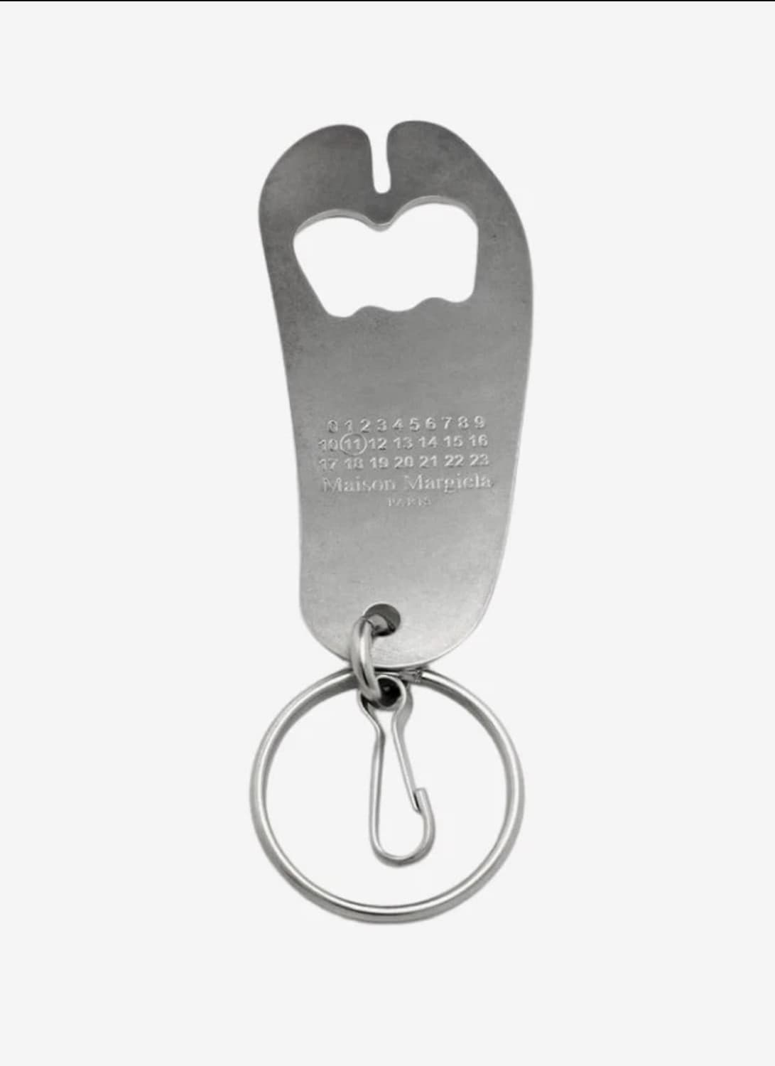 메종 마르지엘라 20SS 타비 보틀 오프너 키링 상품이미지1