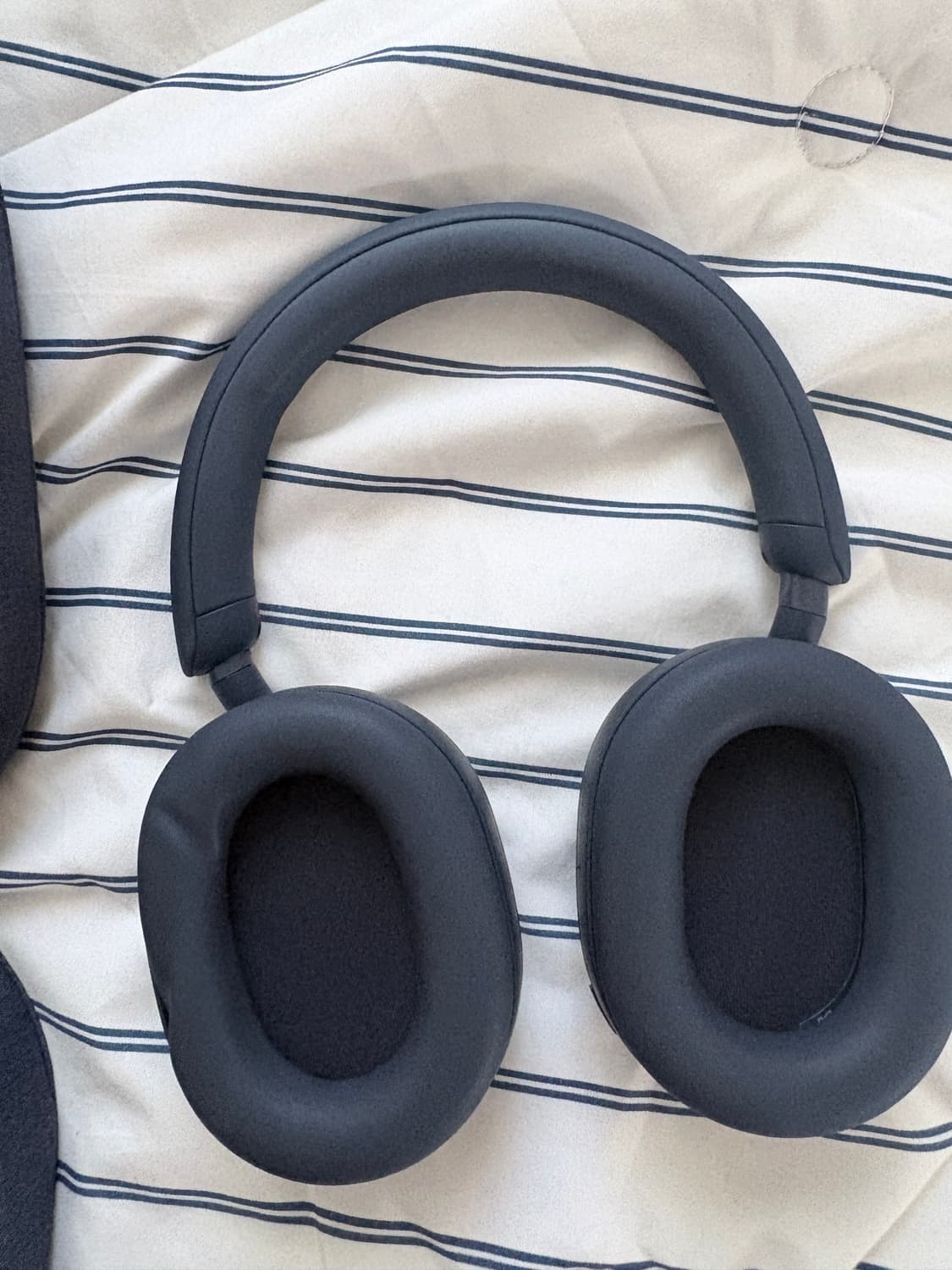 소니 WH-1000XM5 미드나잇 블루 상품이미지3