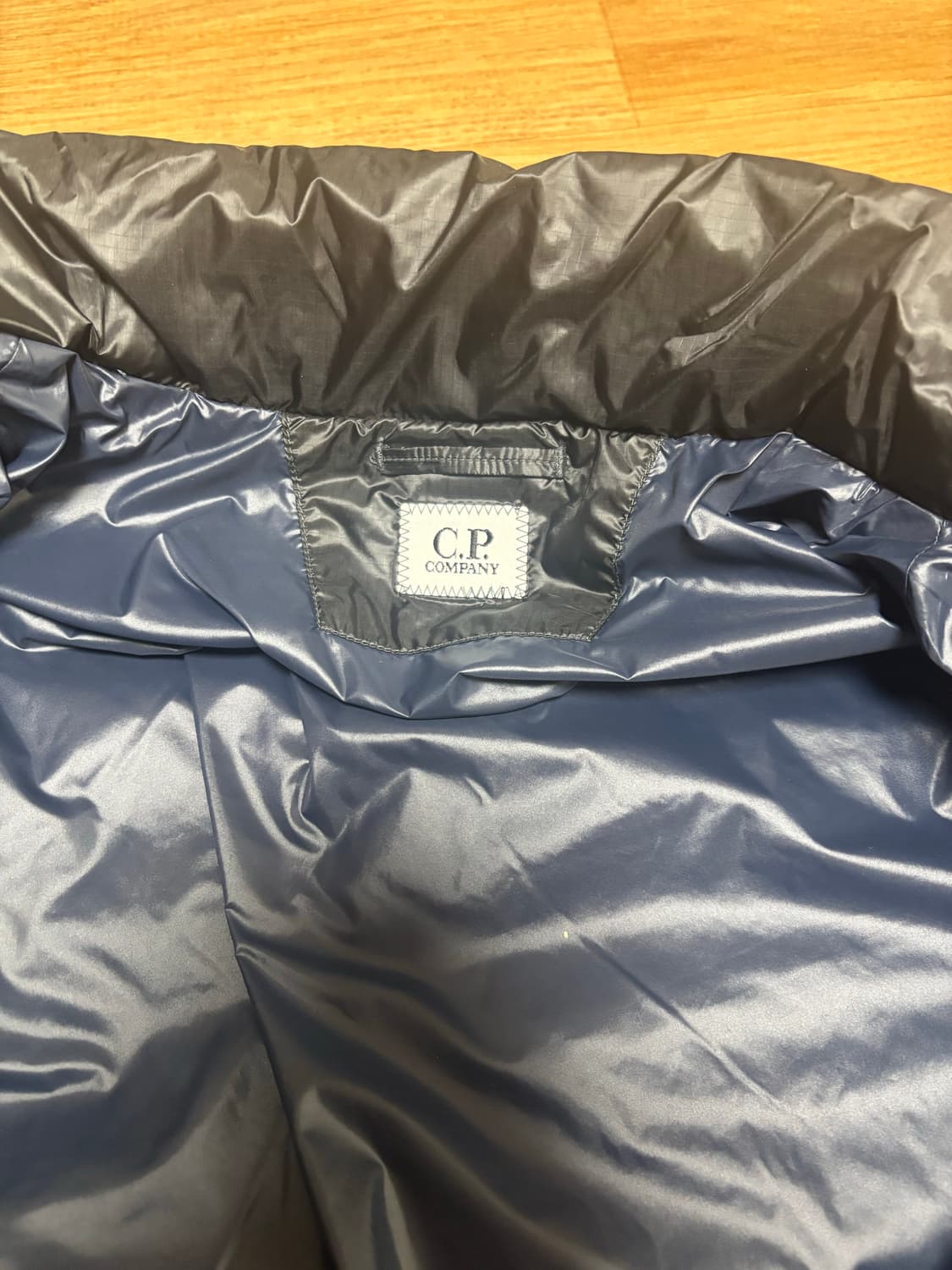 cp컴퍼니 디디쉘 경량패딩 상품이미지3