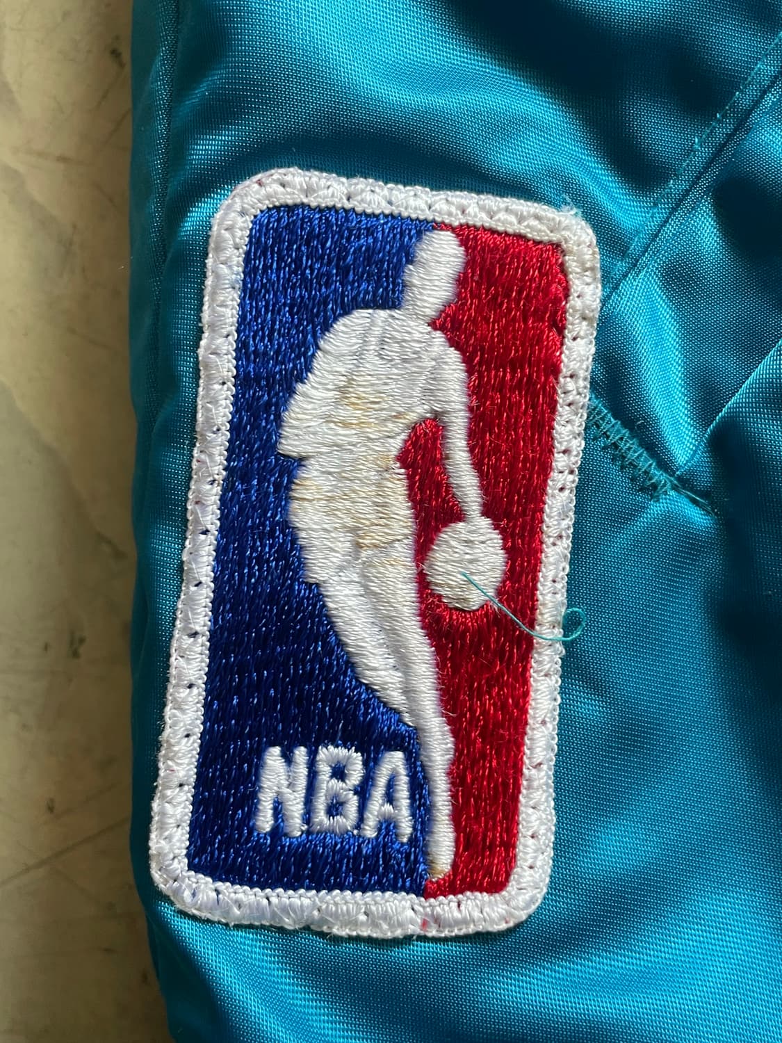 90년대 made in usa Starter NBA 샬럿 호네츠 자켓 L 상품이미지3