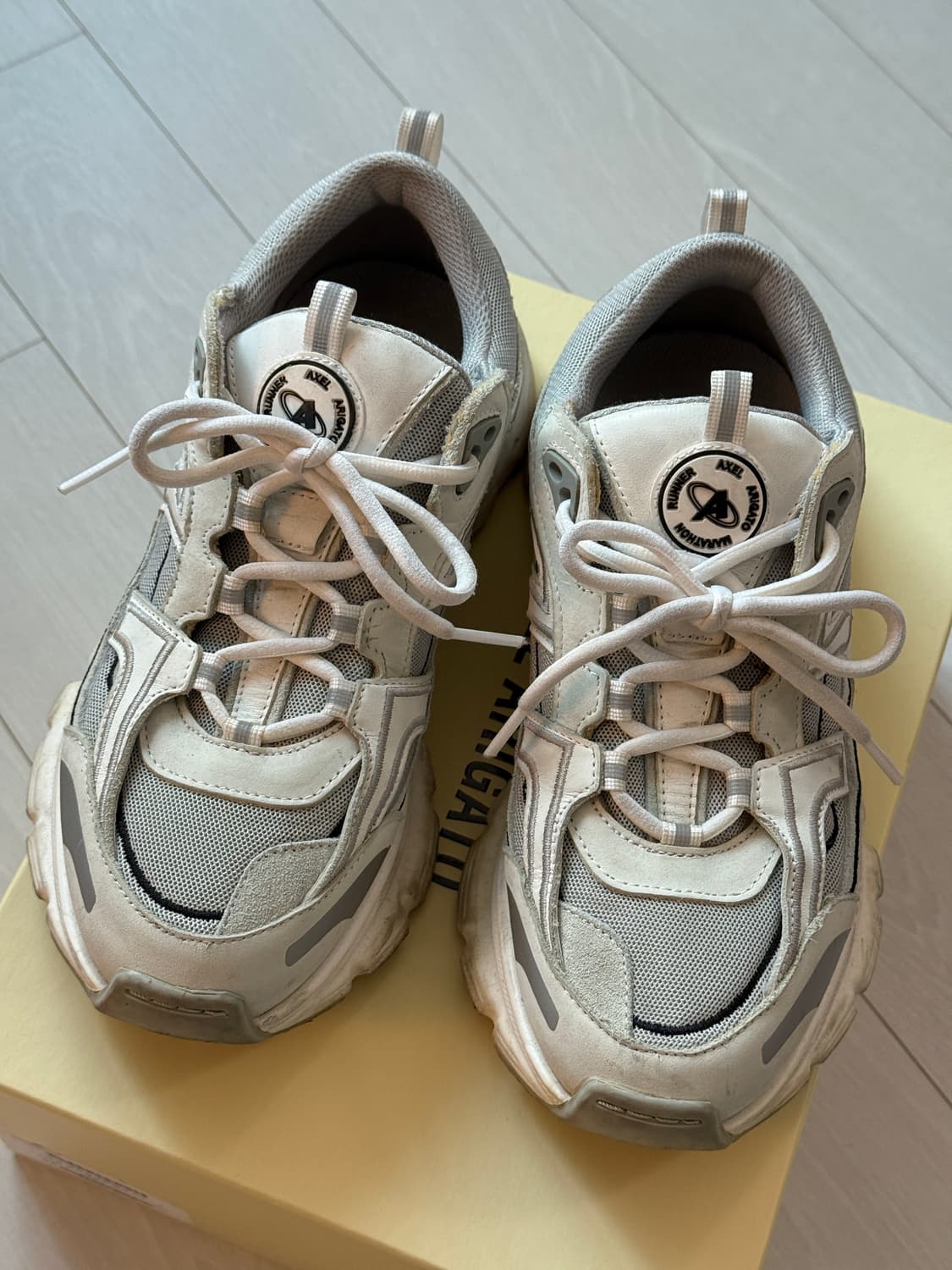 악셀 아리가토 마라톤 트레일 스니커즈 235 37  상품이미지1