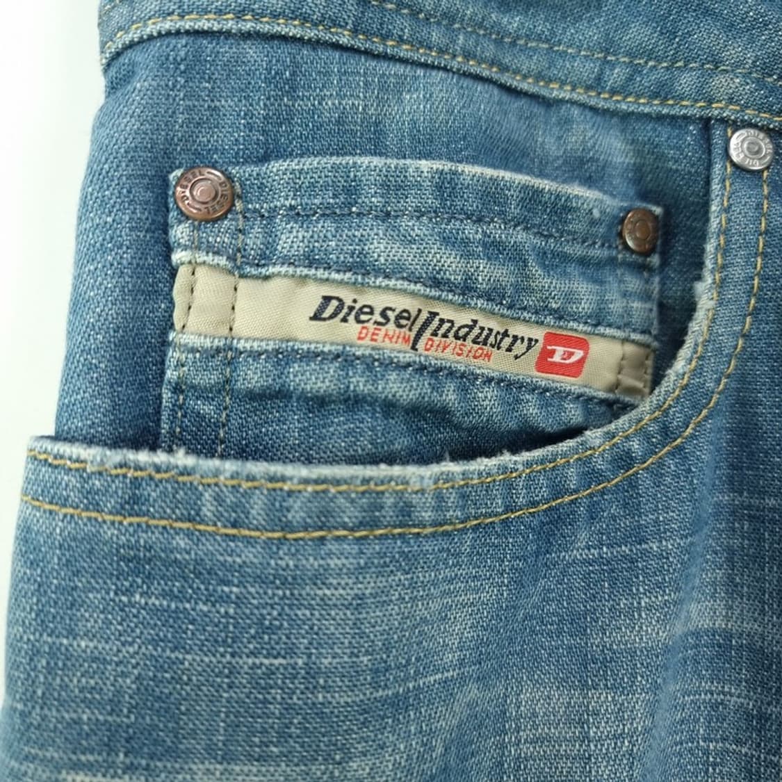 [디젤] 빈티지 워시드 부츠컷 플레어 데님 팬츠 청바지 P01333 상품이미지7
