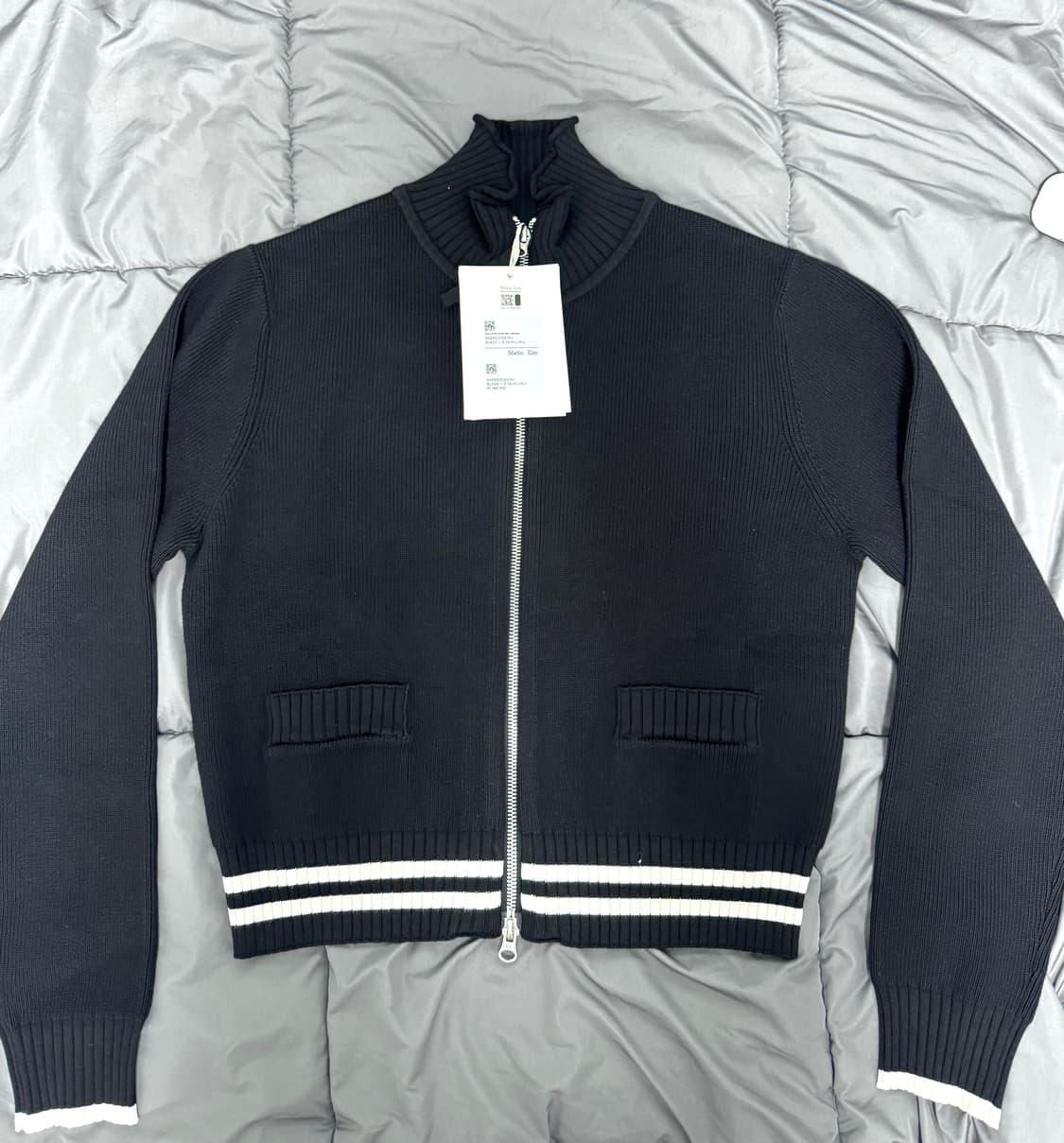 (새상품) 마뗑킴 블랙 가디건 상품이미지1