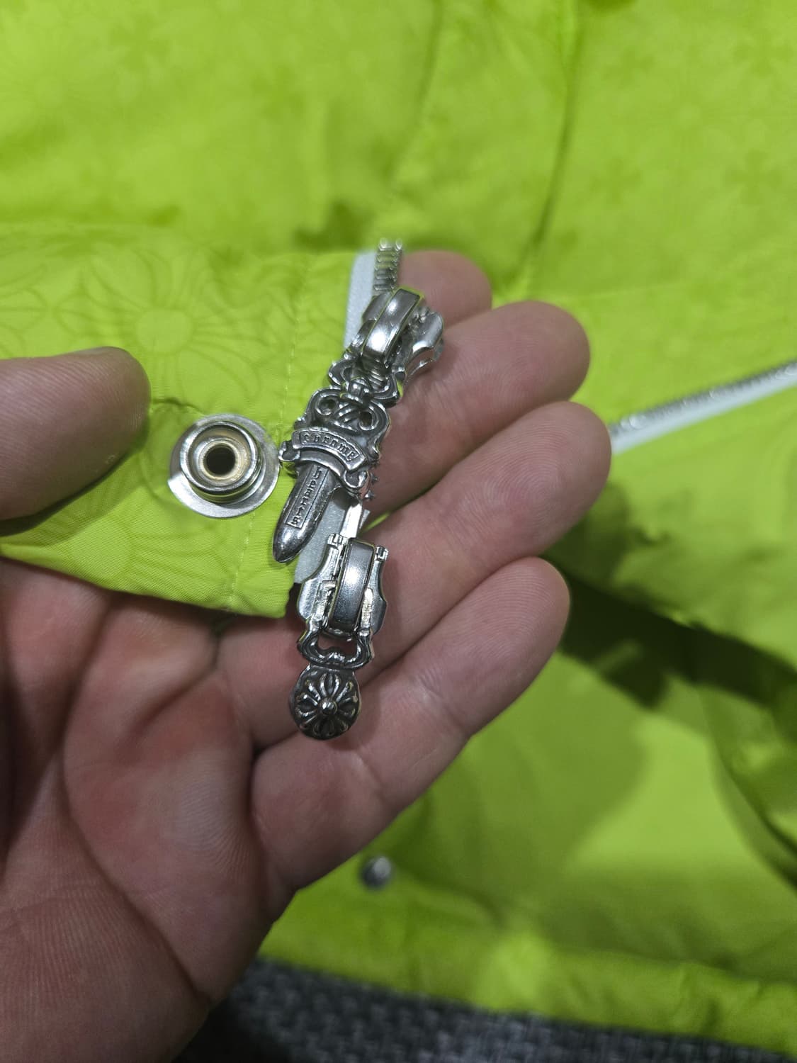 크롬하츠 v2리미티드 에디션 한정판 푸퍼패딩 상품이미지9