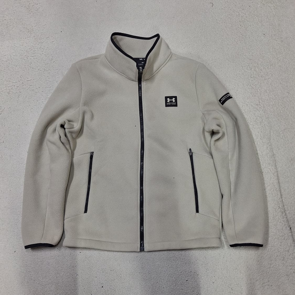 언더아머  폴리스M(상태최상) 상품이미지1