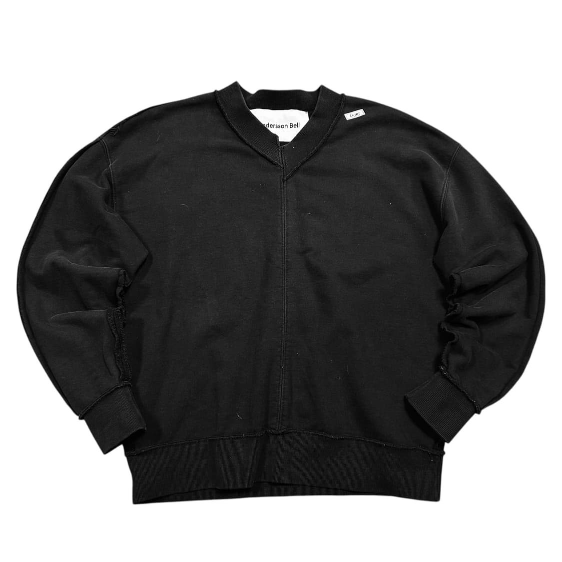 ✨ (바배) 앤더슨벨 브이넥 오버핏 블랙 맨투맨  상품이미지1