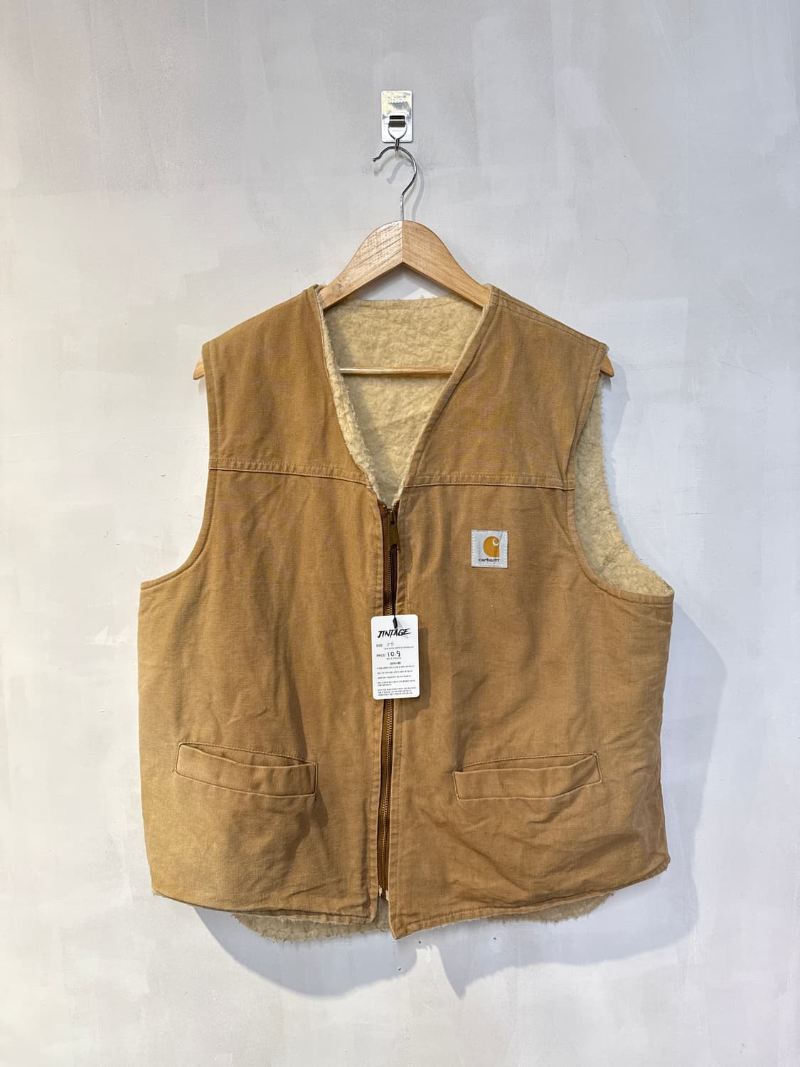 칼하트 베이지 플리스조끼 상품이미지1