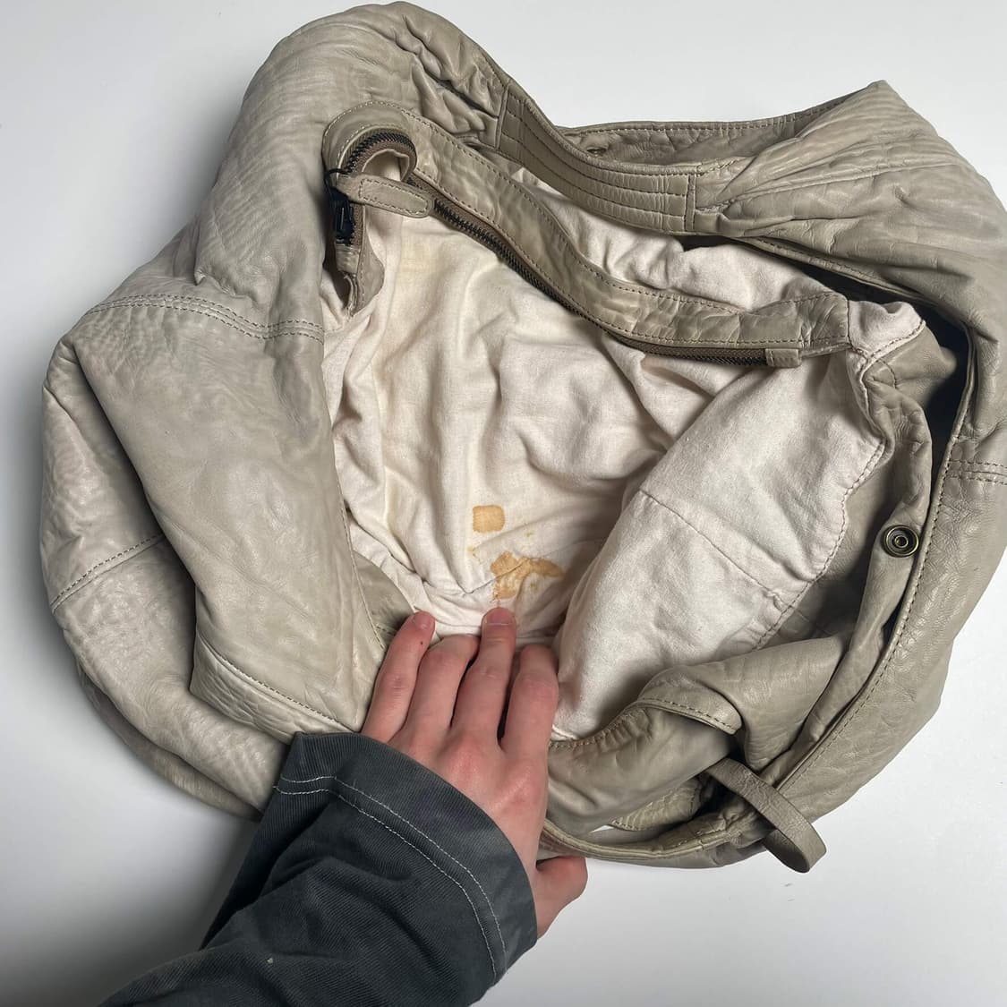 Christian peau 램가죽 크로와상 백 상품이미지10