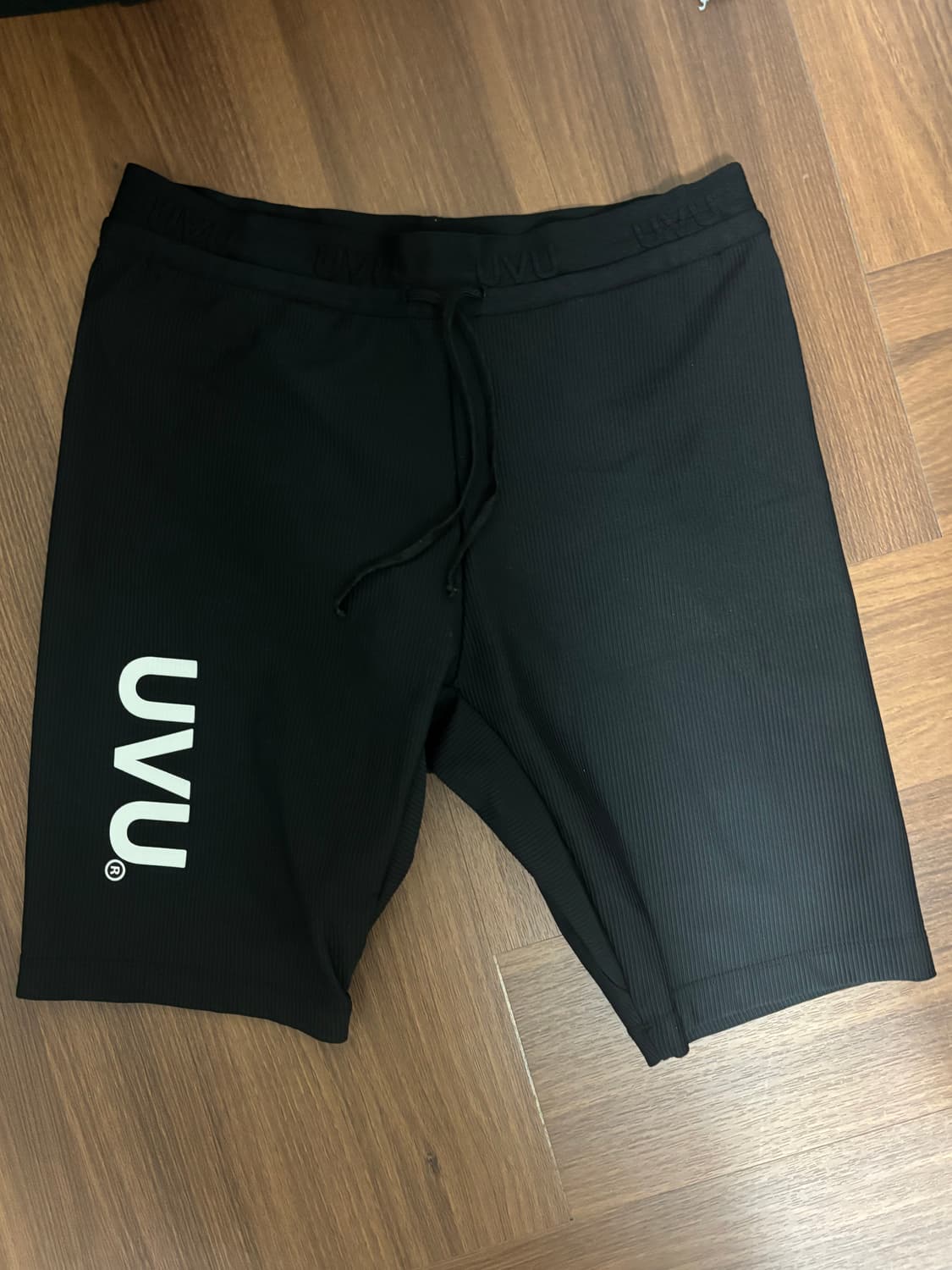 UVU 블랙 타이즈 1.0 L사이즈 상품이미지1