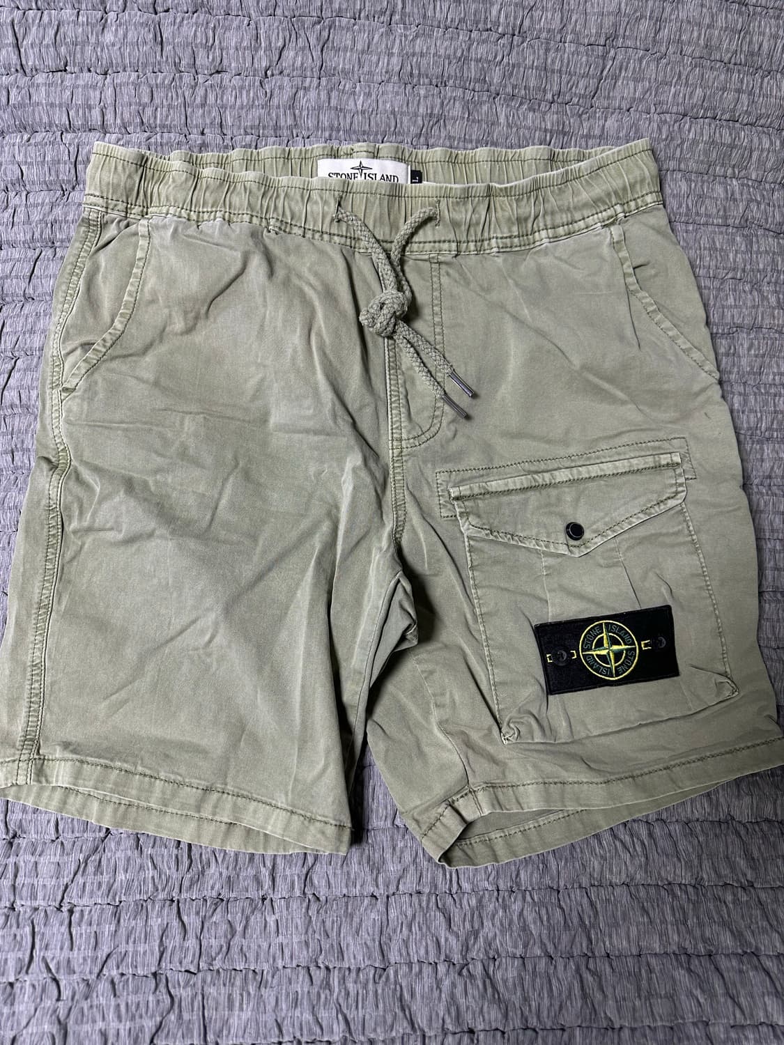 스톤아일랜드 카고 반바지 올리브 상품이미지1