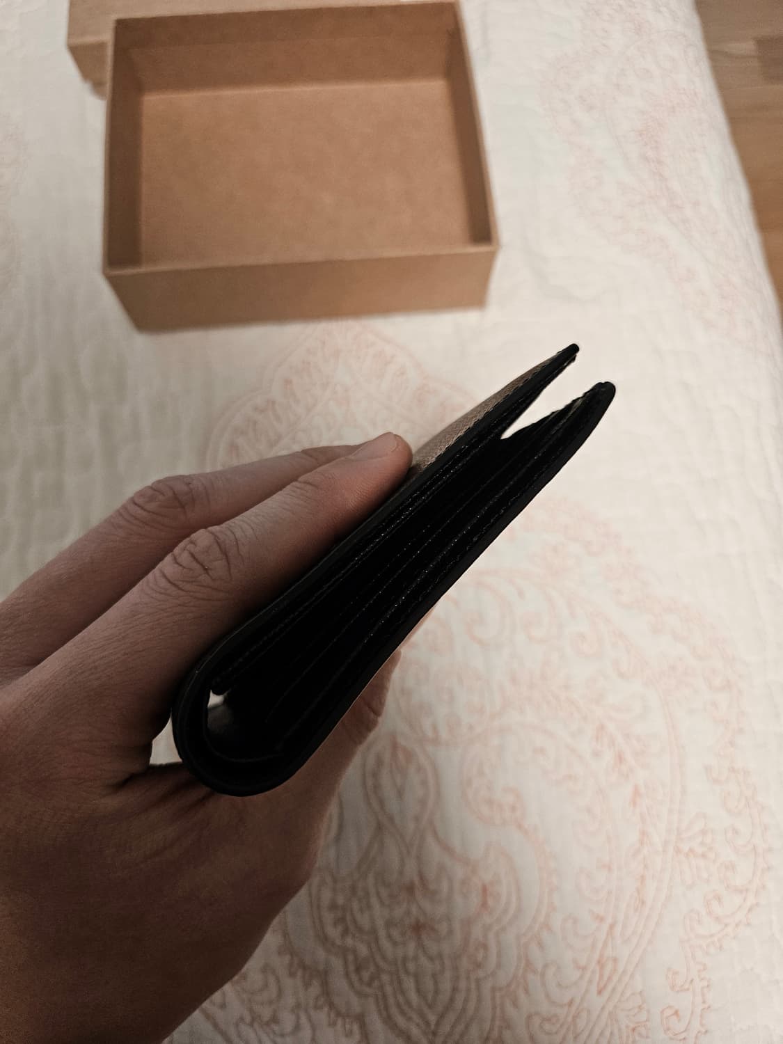 아미 블랙 가죽 반지갑 판매합니다(최종가) 상품이미지5