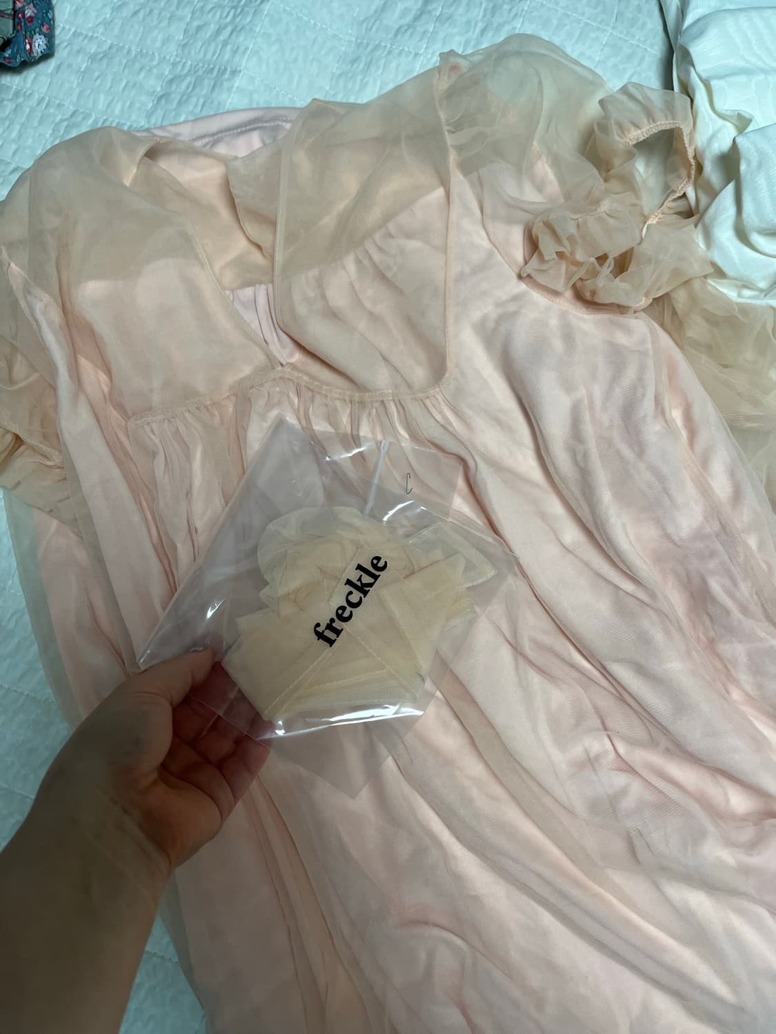 freckl / 프레클 로즈 브로치 원피스 상품이미지7