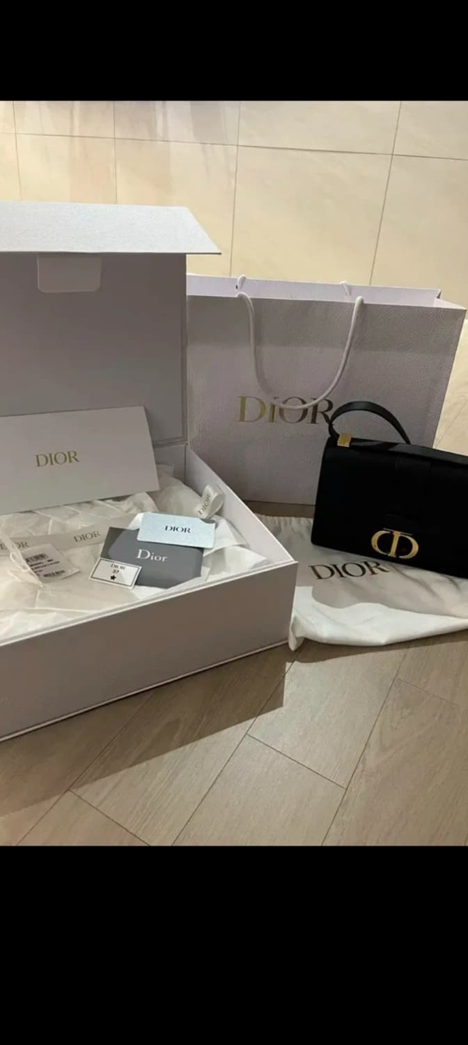 디올 몽테인30 스몰백 블랙 상품이미지1