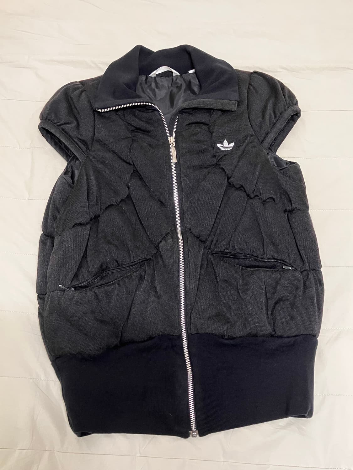 아디다스 패딩 베스트 상품이미지1