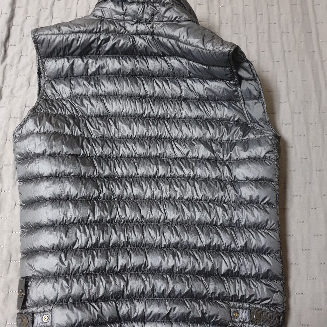 스톤아일랜드 경량 패딩 조끼 상품이미지2