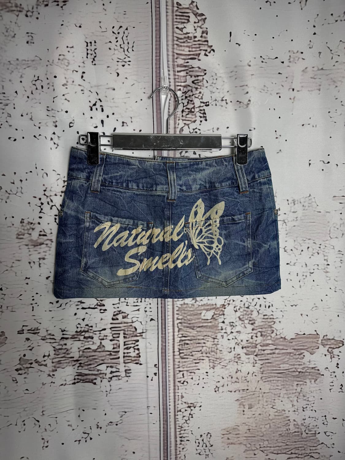 Lettering Detail Two-Button Skirt 상품이미지1