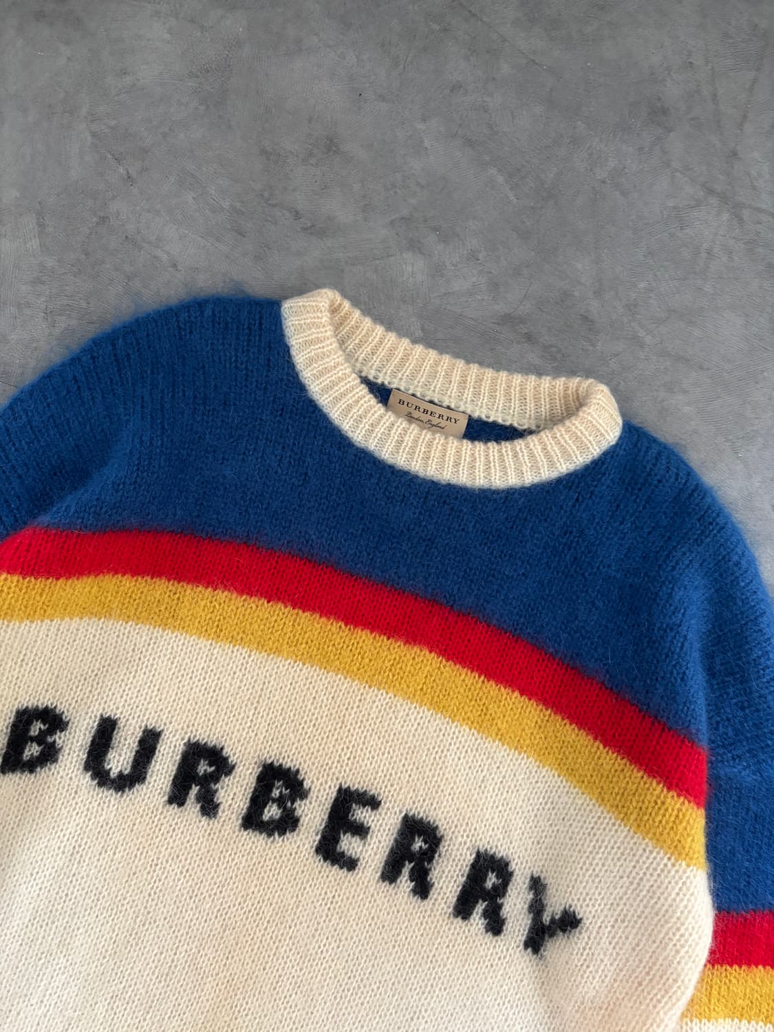 Burberry 버버리 런던 빅로고 모헤어 니트 상품이미지2