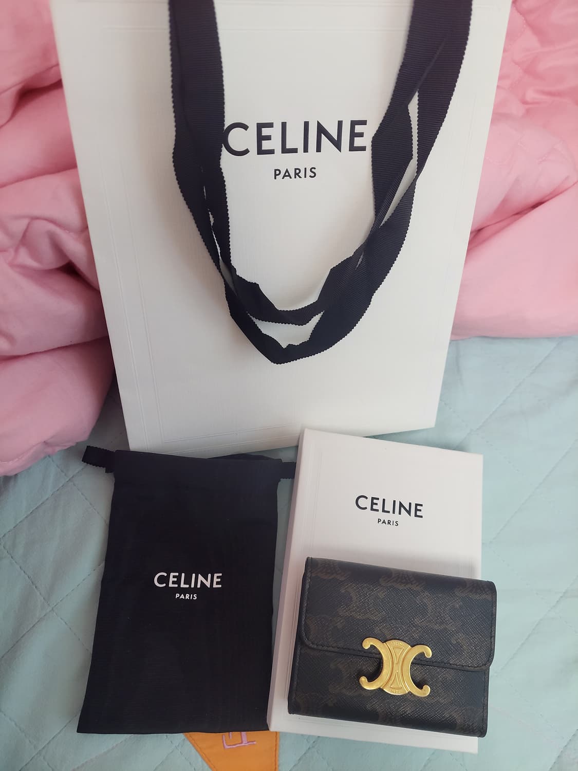 정품)급처상태좋음!셀린느 트리옹프 캔버스 동전 컴팩트 반지갑 카드지갑 상품이미지2