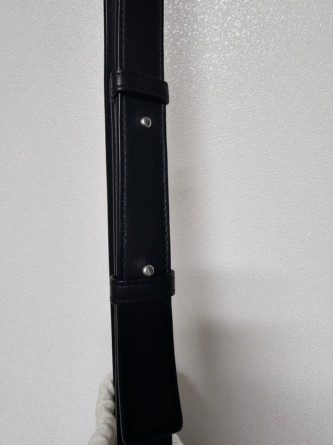 보테가 베네타 램스킨 레더 카세트백 블랙 상품이미지2