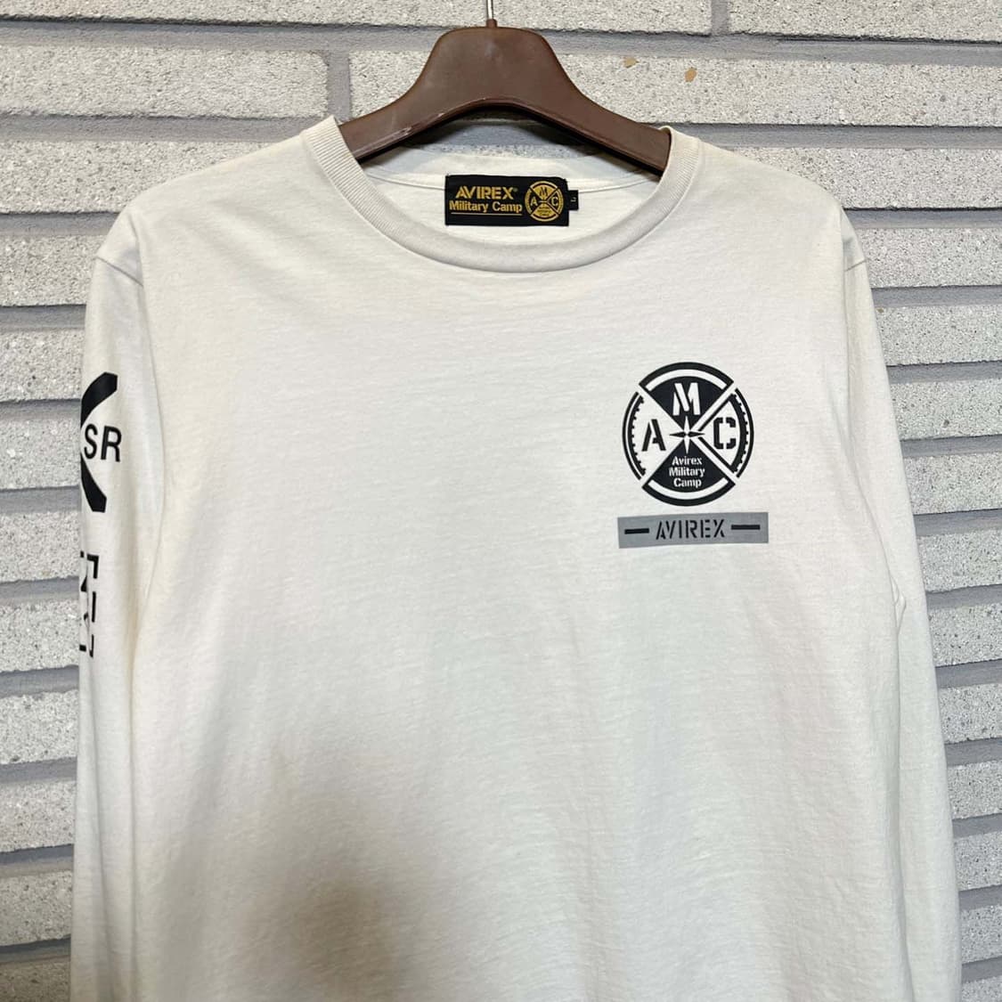 AVIREX 아비렉스 밀리터리 롱슬리브 백프린트 레터링 디테일 화이트 상품이미지3