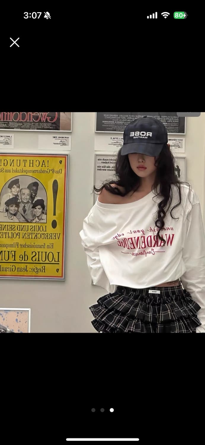 비대칭 오프숄더 맨투맨 상품이미지3