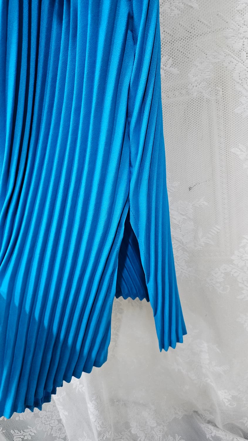 플리츠미 민소매 원피스 상품이미지5