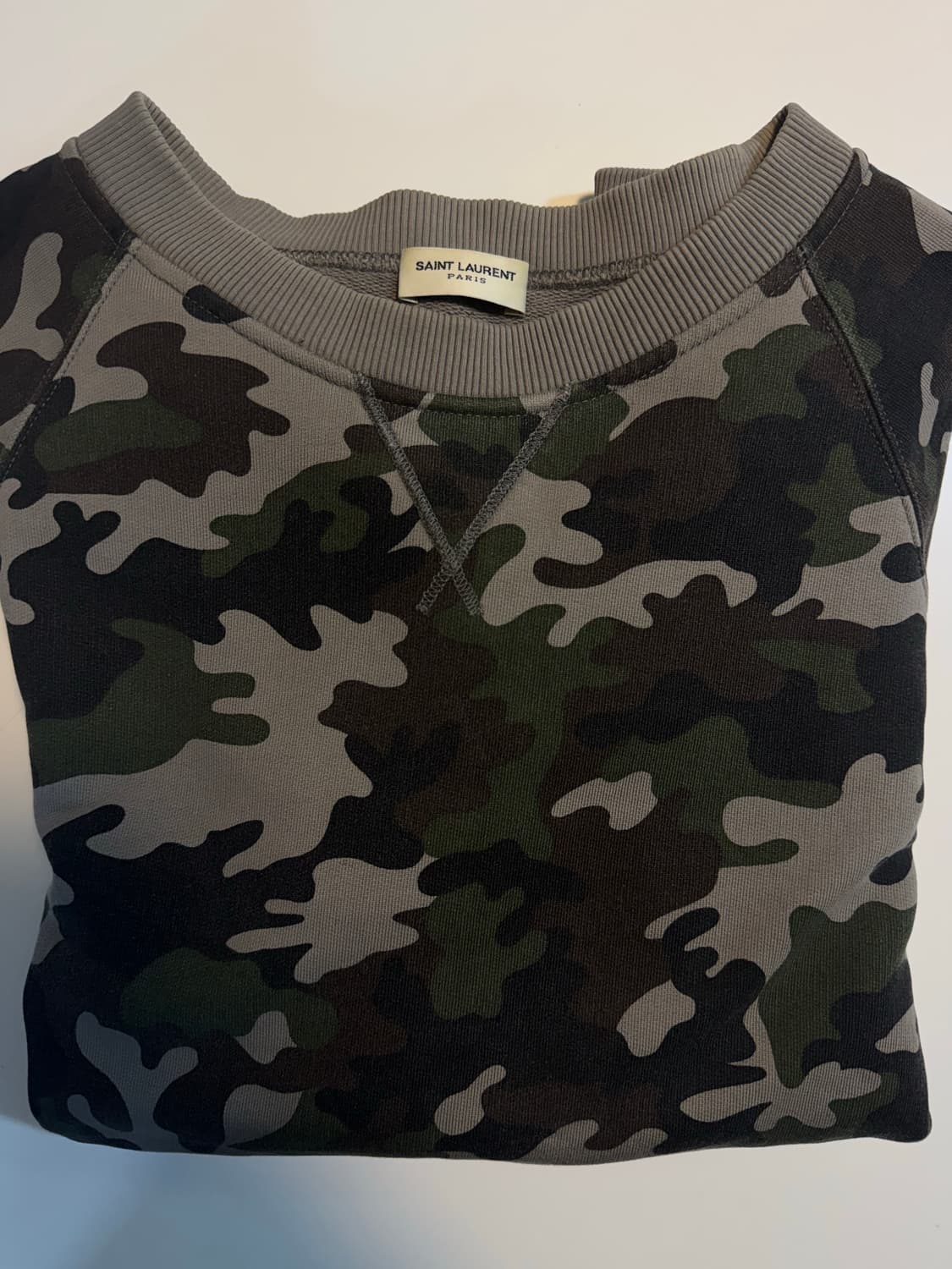 생로랑 카모 맨투맨 L 상품이미지1