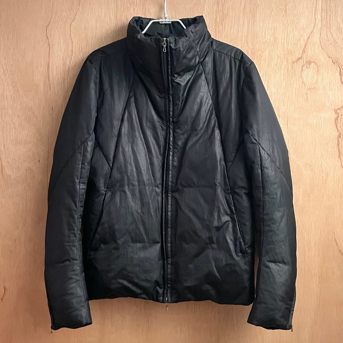 카즈유키쿠마가이 절개 패딩 상품이미지2