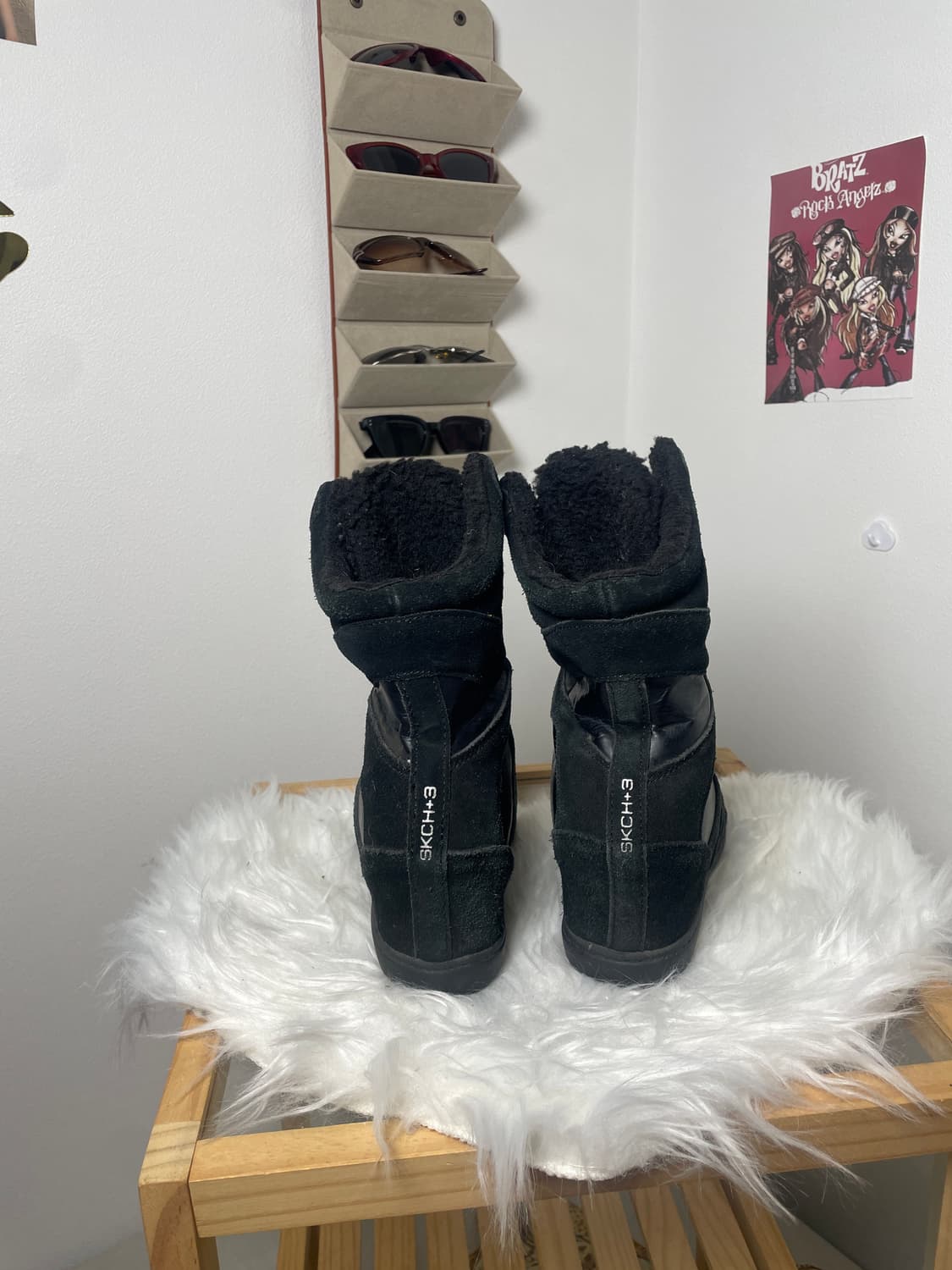 스케쳐스 블랙 히든웨지힐 털부츠 상품이미지4