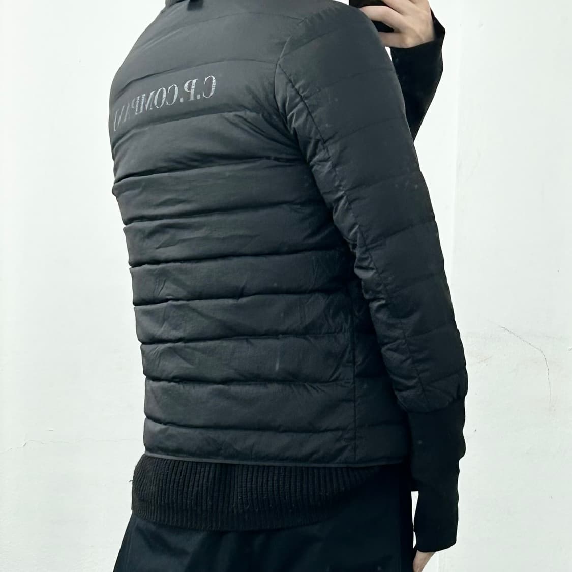 CP 컴퍼니 구스다운 경량 패딩 상품이미지3