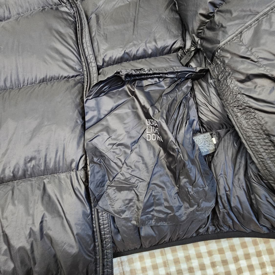 유니클로 울트라 다운 패딩 남자100 상품이미지8