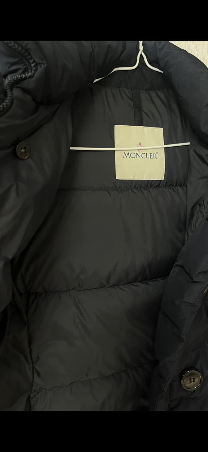 몽클레어 여성 가벳 패딩 네이비 상품이미지3