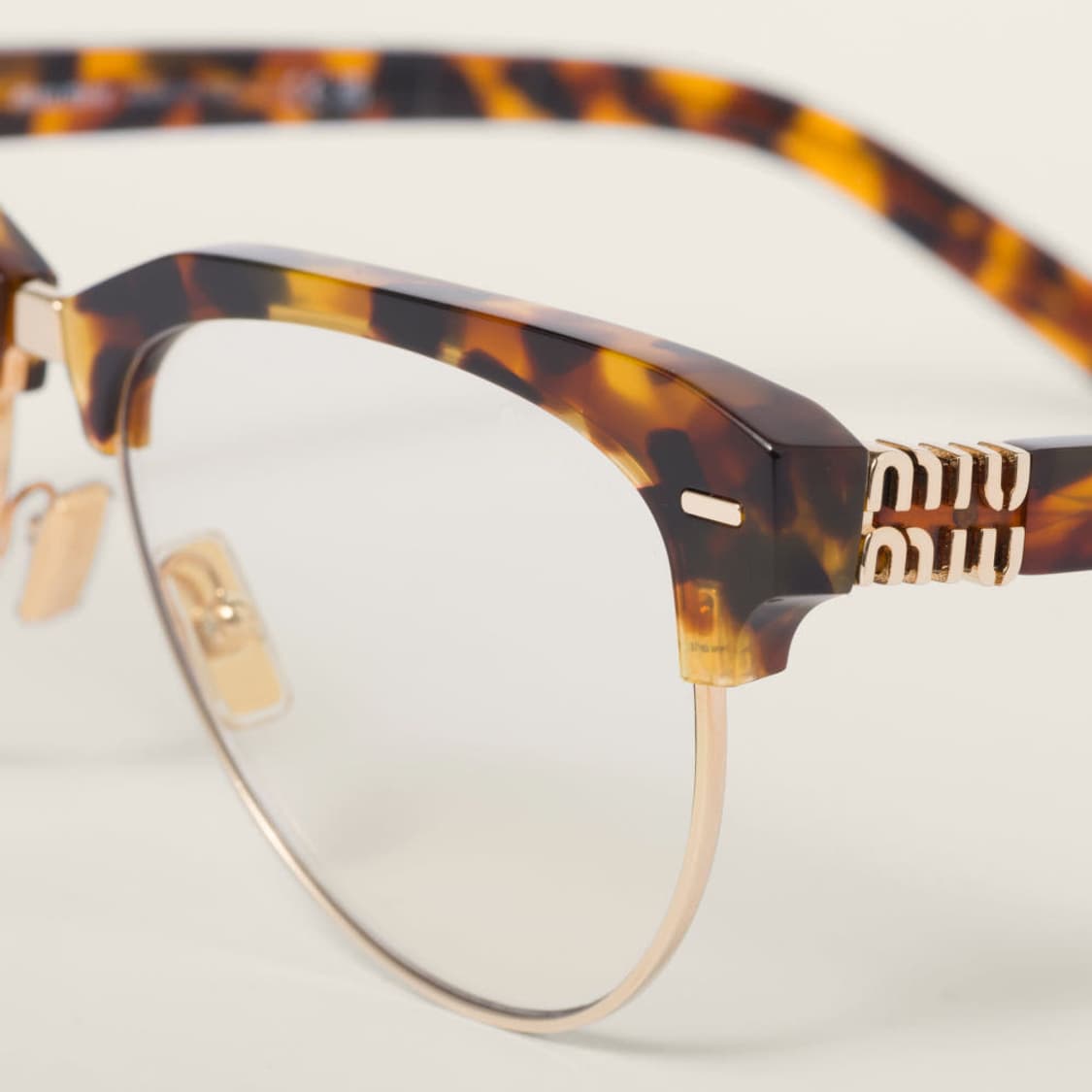 미우미우 런웨이 장원영 안경 상품이미지4