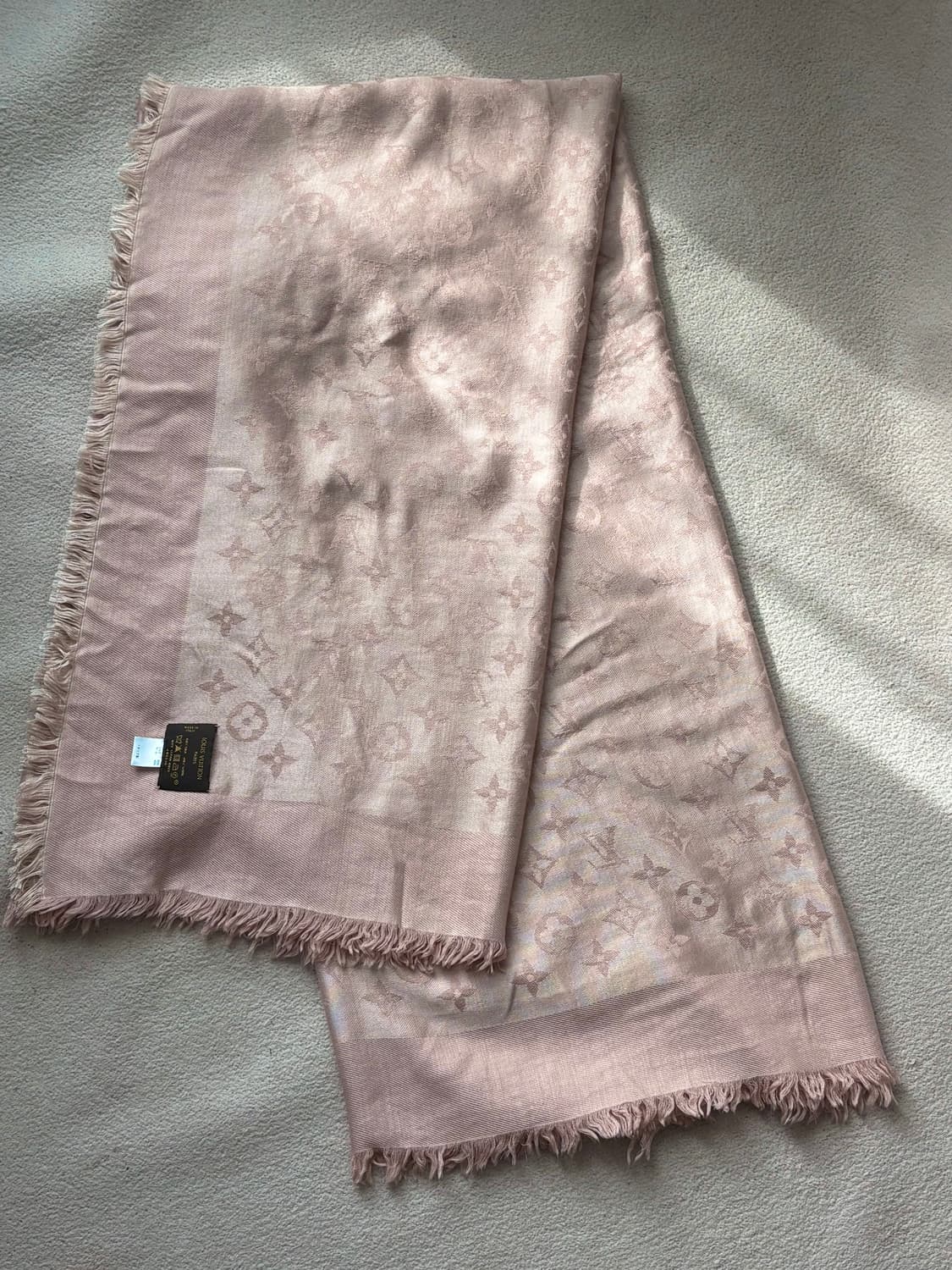 [정품] 루이비통 모노그램 샤인 숄 스카프 상품이미지1