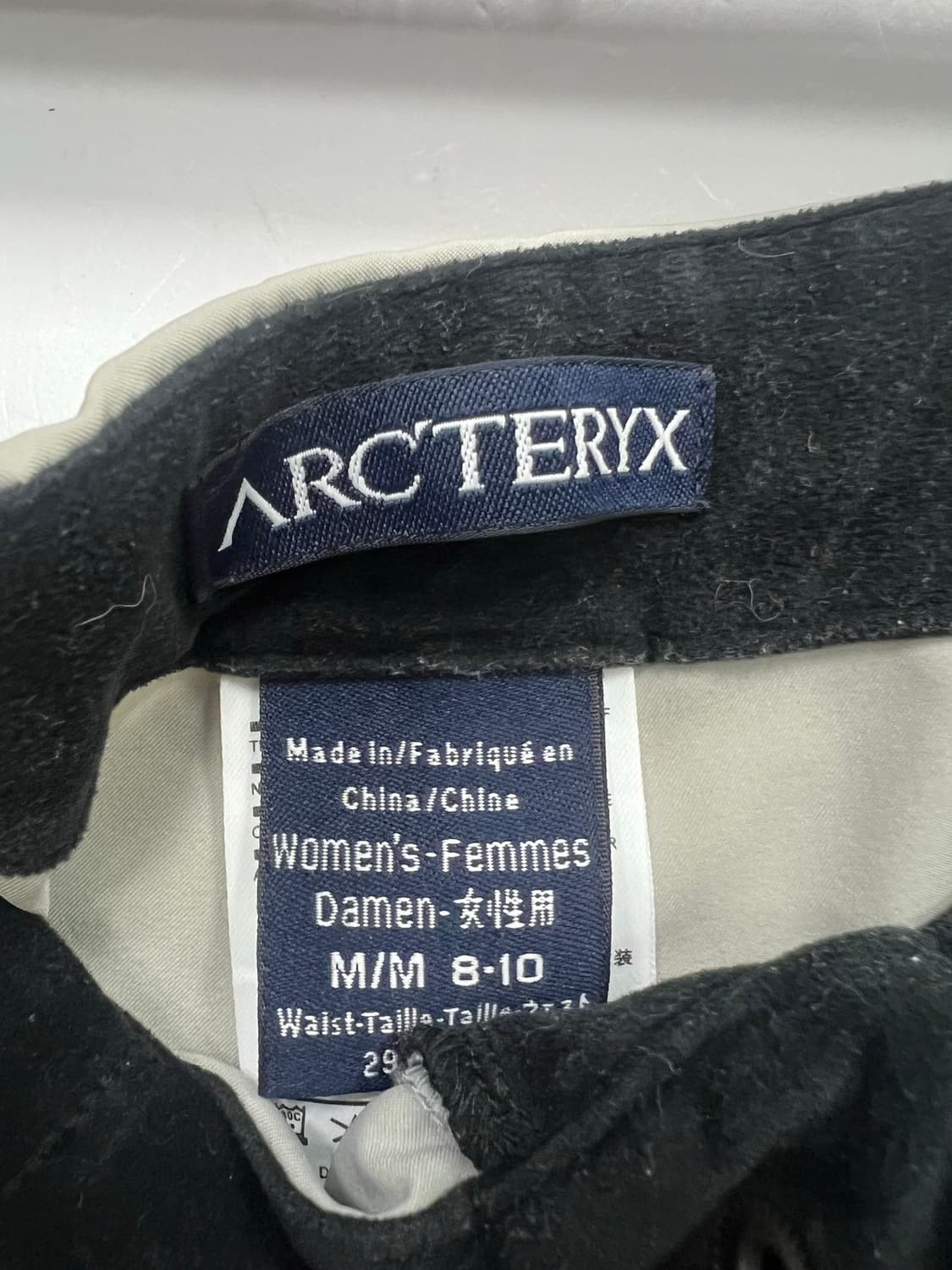 ARCTERIX 그레이 바지 상품이미지2