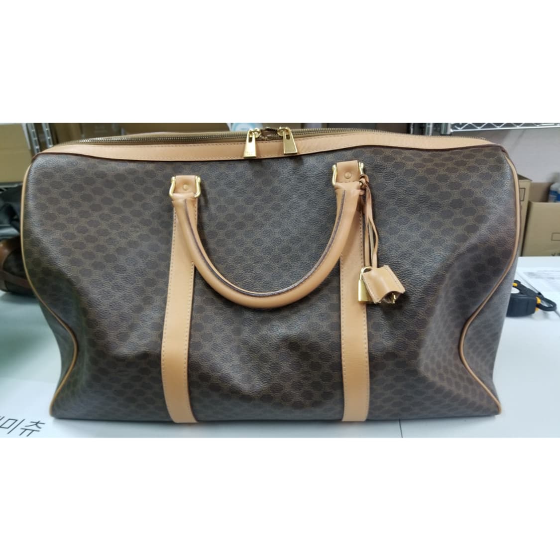 셀린느 마카담 보스턴 트래블백 상품이미지2