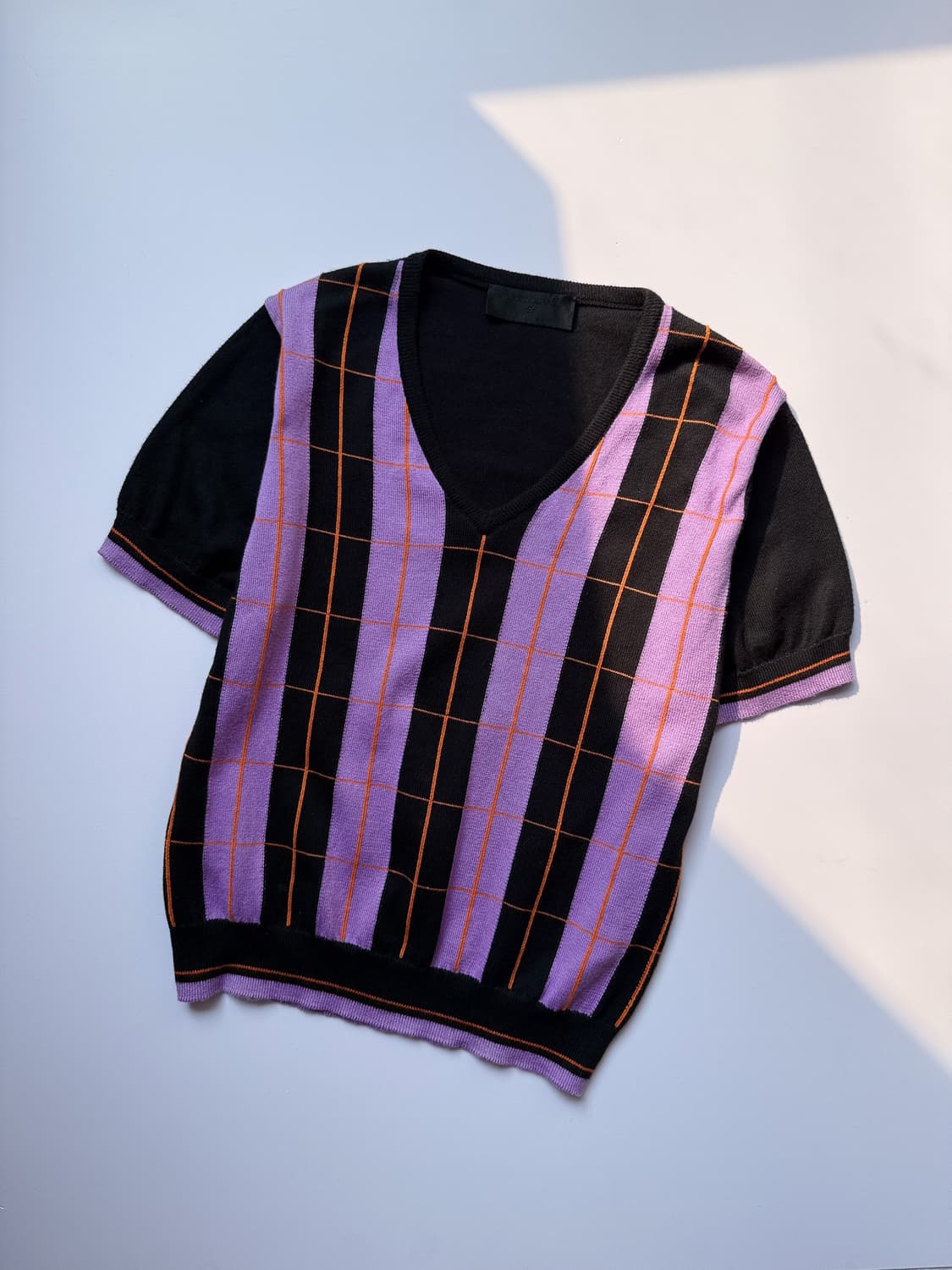 Striped Check V-neck Knit 0229 상품이미지1