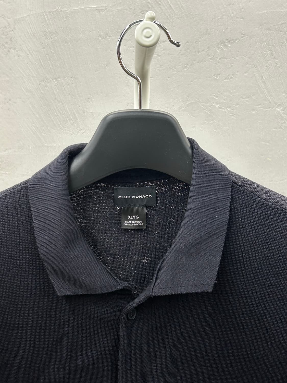 클럽모나코(CLUB MONACO) 솔리드옴므 블랙 반팔 셔츠 상품이미지5