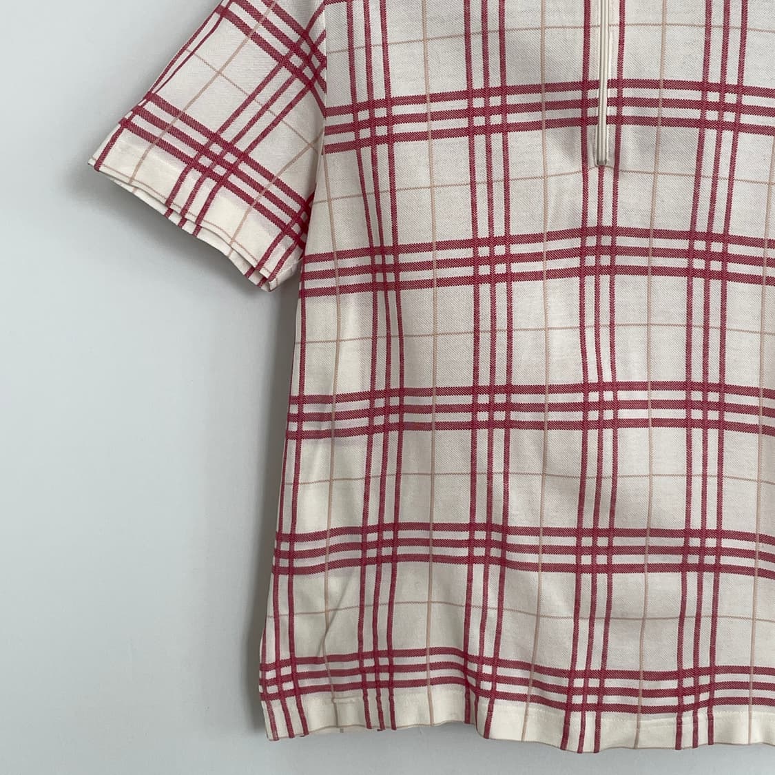 버버리 레드 체크 쿼터 집업 반팔 티셔츠 상품이미지4