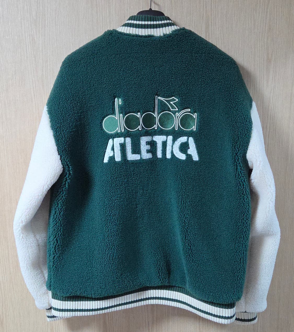 (착샷) 디아도라 아틀레티카 플리스 봄버 자켓 바시티 상품이미지4