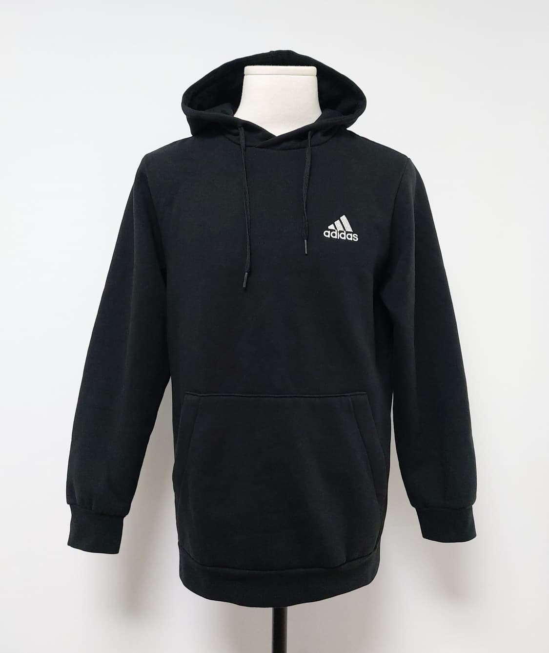 아디다스 공용 에센셜 플리스 후드티 블랙 (L) 상품이미지2