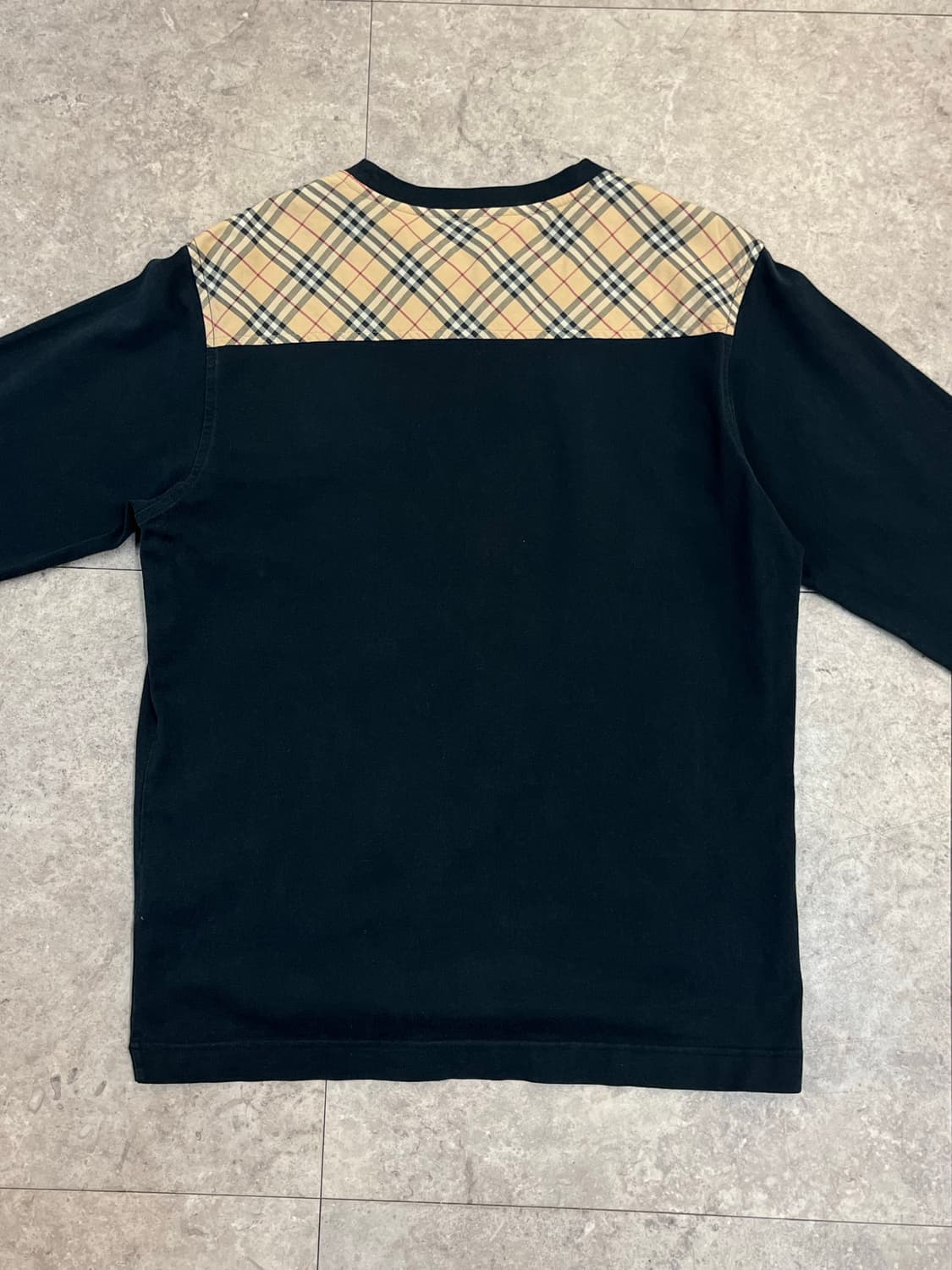 버버리 긴팔티 블랙 L #csz3256 상품이미지7