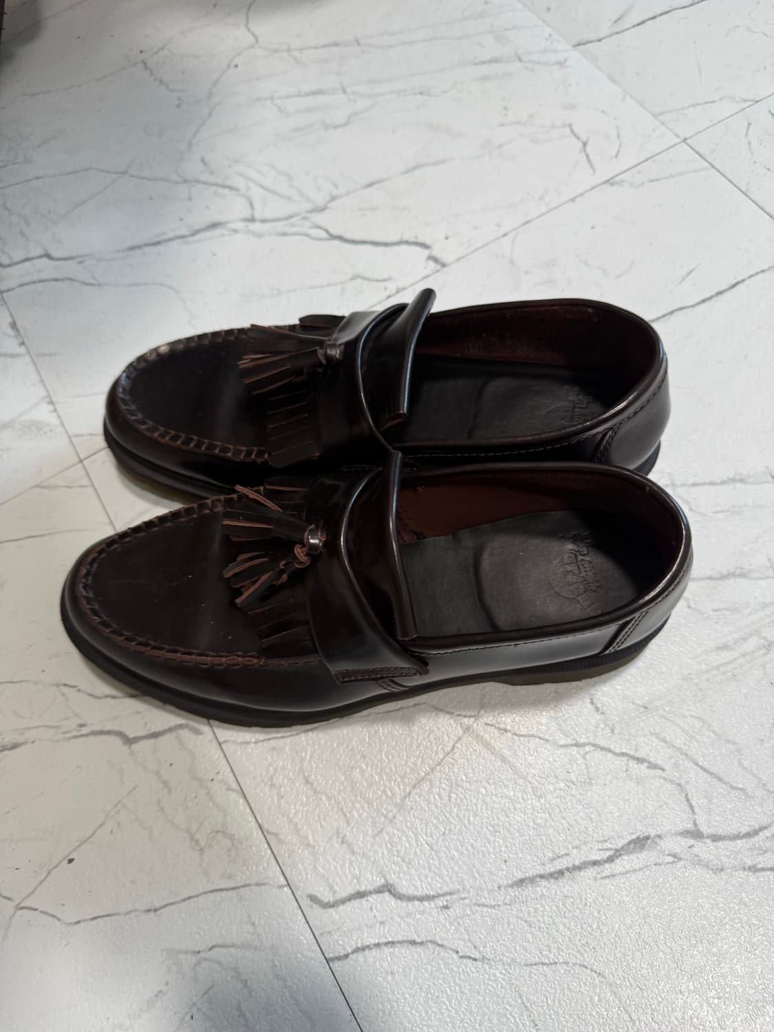 닥터마틴 아드리안 체리레드 280 상품이미지2