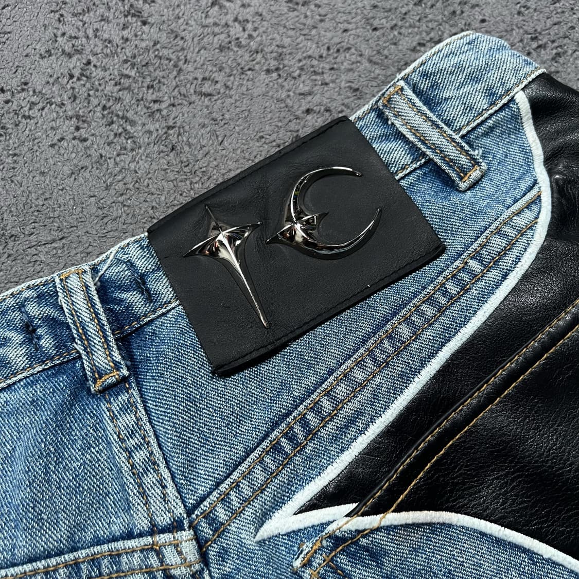 떠그클럽 레더 데님팬츠2 상품이미지5