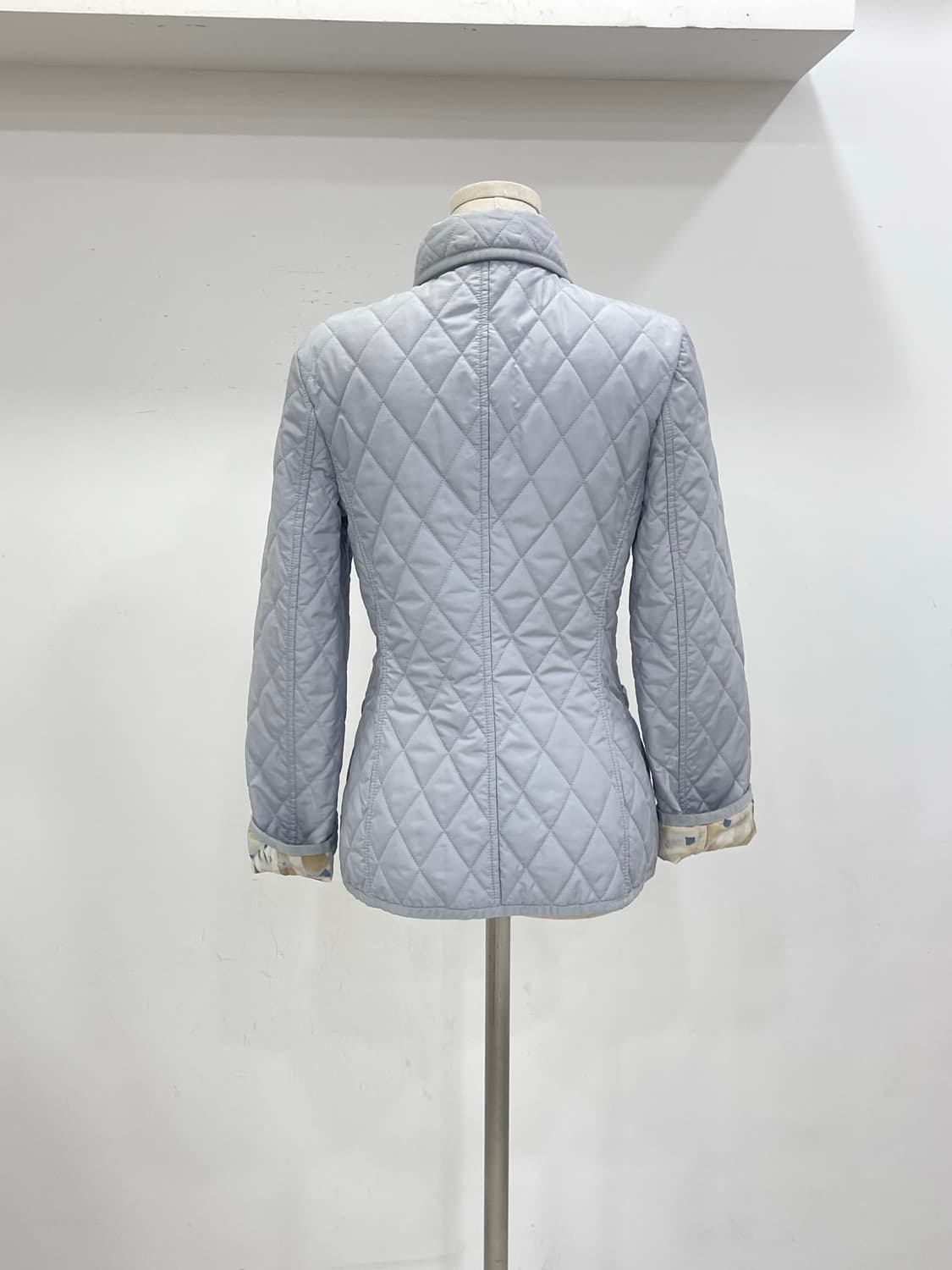 페라가모 퀼팅 자켓 상품이미지3